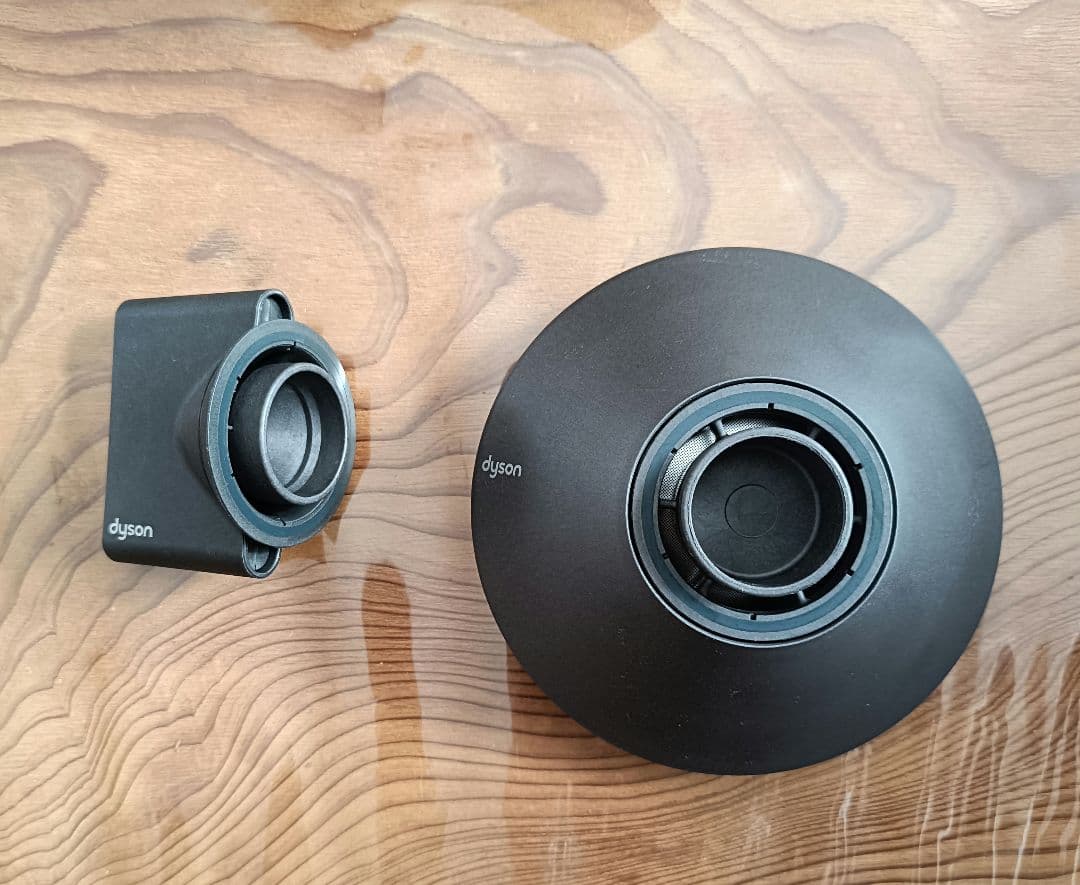 ダイソン　ヘアドライヤー　HD08 ジャンク品　アタッチメント付き