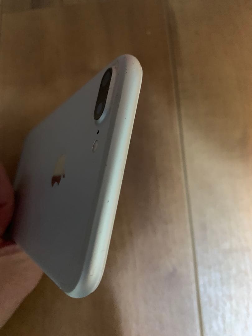 iPhone 7plus 32GB silver バッテリー100% 動作品