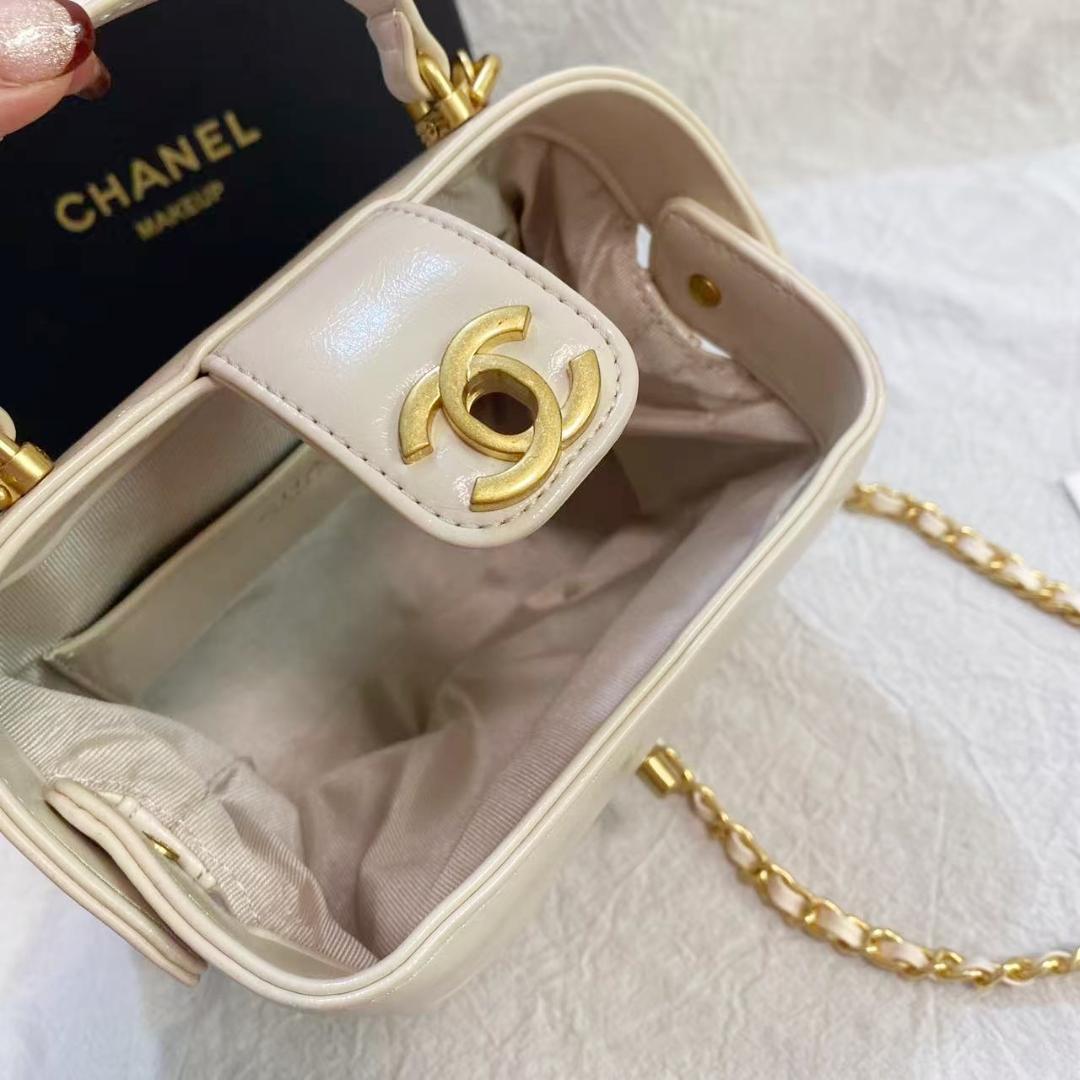 CH✨A✨N✨ELノベルティ 2way　ショルダーバッグ