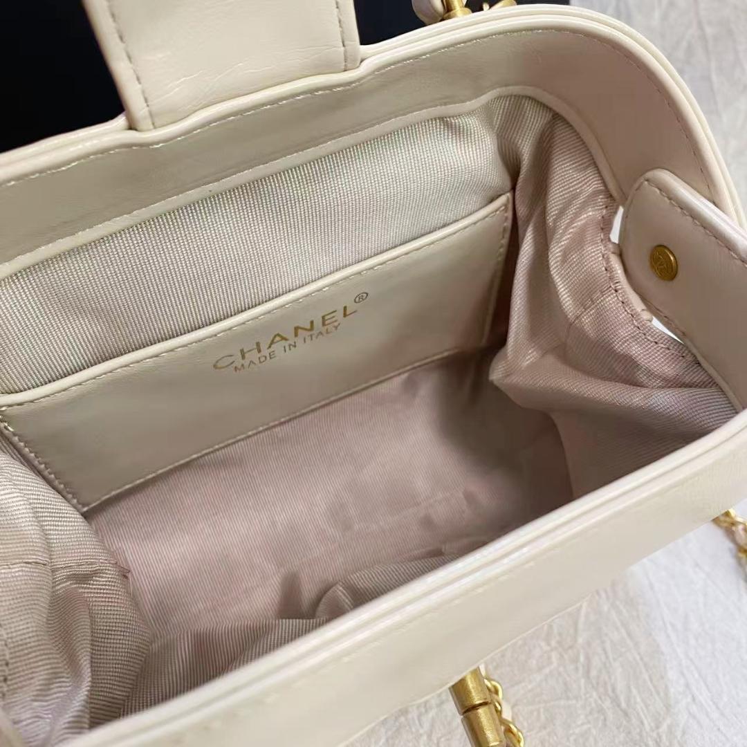 CH✨A✨N✨ELノベルティ 2way　ショルダーバッグ