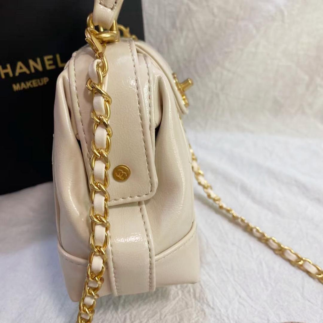 CH✨A✨N✨ELノベルティ 2way　ショルダーバッグ