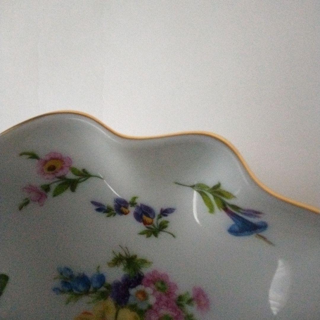 リンドナー　リーフディッシュプレート　立体装飾付き　ハンドペイント