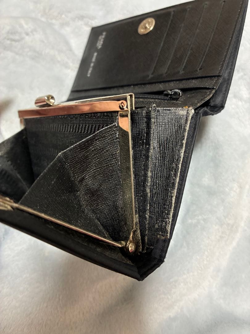 PRADA 財布　黒