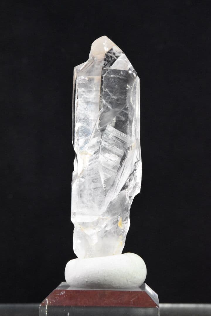 ガネーシュヒマール ラパ産 剥離痕だらけのクリアポイント