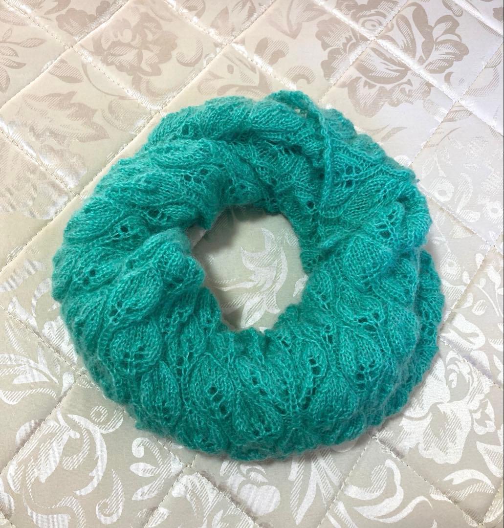 リーフ模様　トライアングルショール モヘア グリーン　大判サイズ