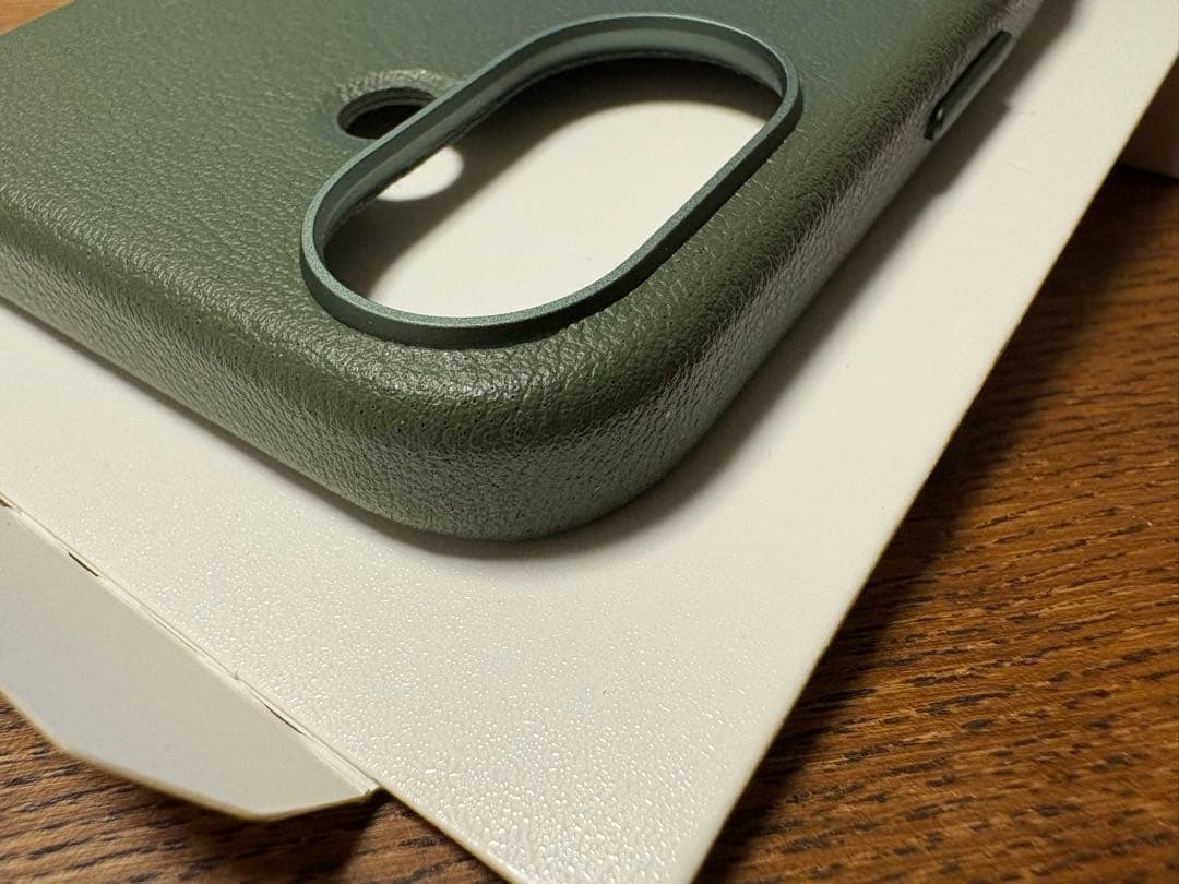 iPhone16 Apple純正 MagSafe Cactus Leather