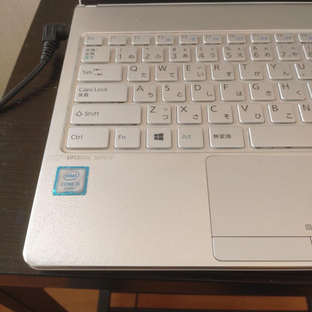 FujitsuノートPC LIFEBOOK SH75/W