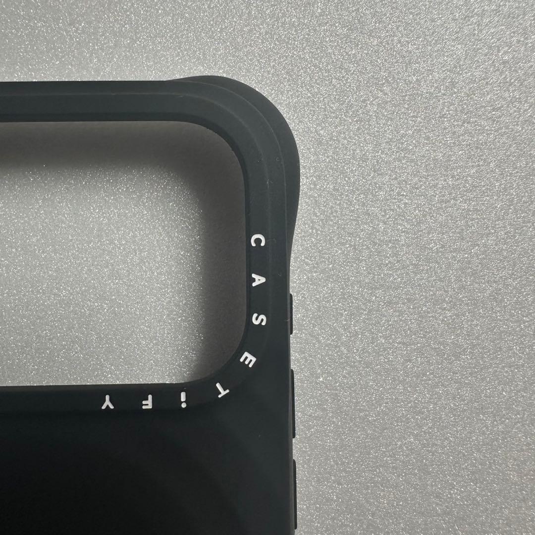 CASETIFY iPhone 17 pro シリコンウェーブケース ブラック