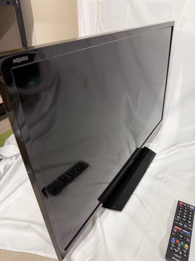 【美品】SHARP 液晶テレビ 32V型 　AQUOS 2T-C32AE1