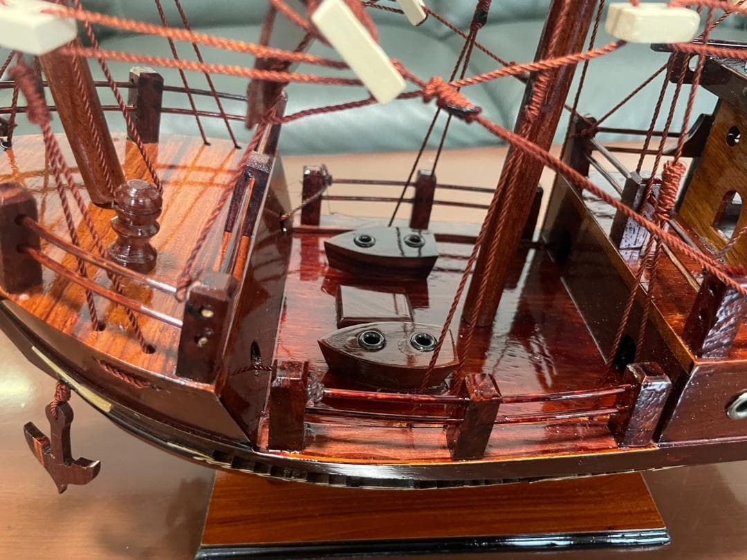 帆船模型　木製　ローズウッド　木製帆船　船　モデルシップ　職人手作り　舟　軍艦