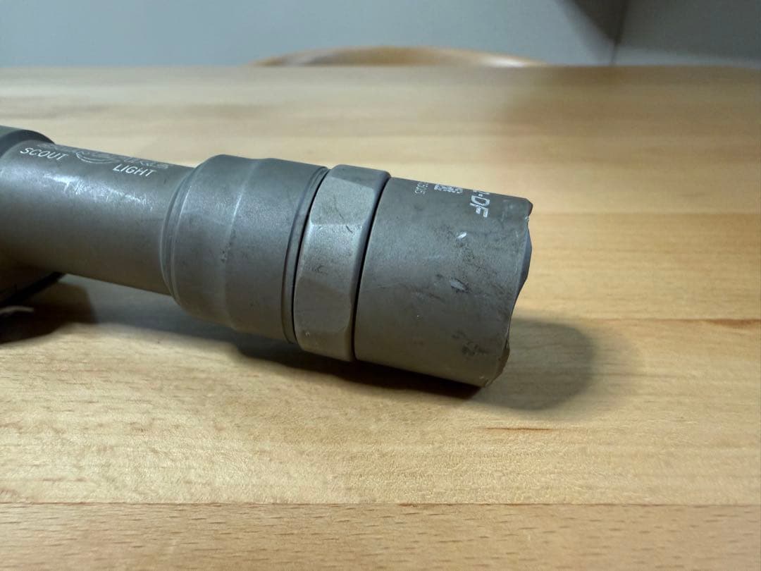 実物　SUREFIRE M600DF-TN テールスイッチDS00 充電池付き