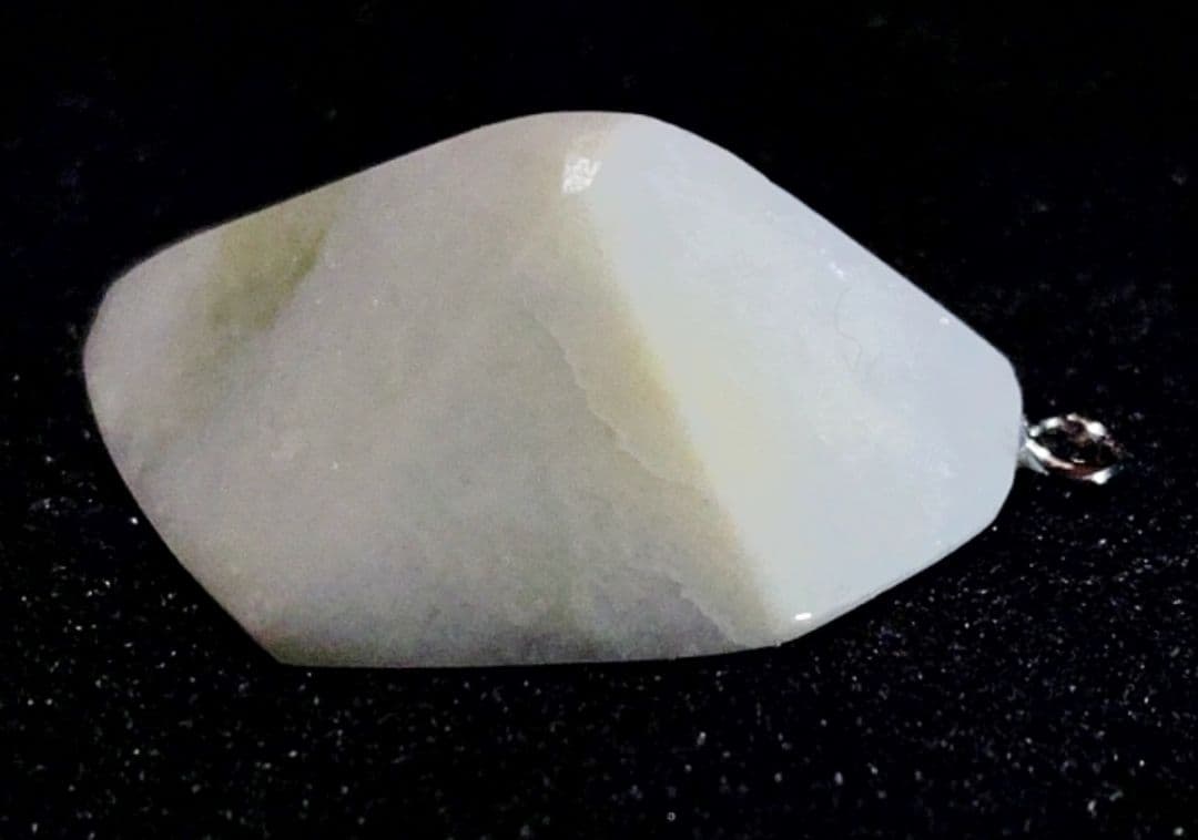 ★カルサイト★神代三山・神立山転石【TAKAMAGAGYOKU①・40CT】