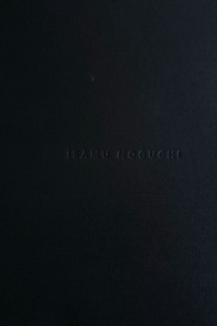 置物 Isamu Noguchi Art Book