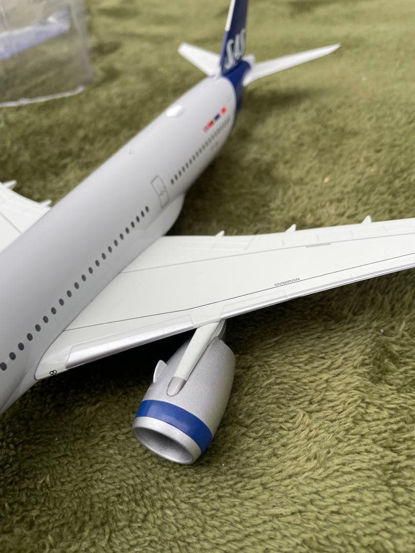 ヘルパ　飛行機模型　SAS 航空　A350-900 1/200