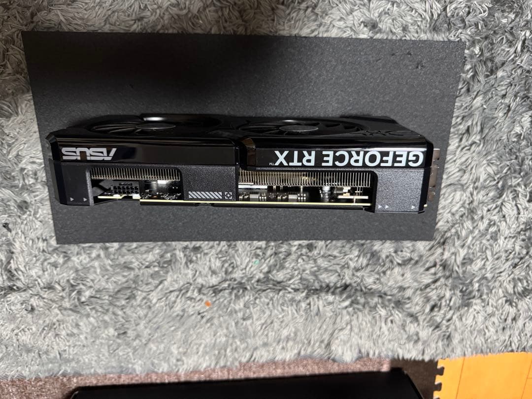 グラフィックボード・グラボ・ビデオカード ASUS GeForce RTX 4070super