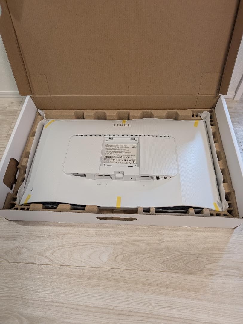 Dell 27 Plus 4K モニター - S2725QS