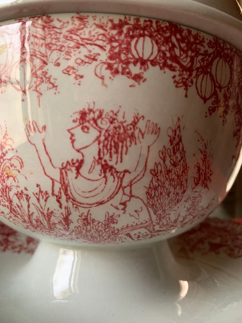 ビヨンヴィンブラッド　特価レアなニモール窯ビンテージ真夏の夜物語の蓋物器！