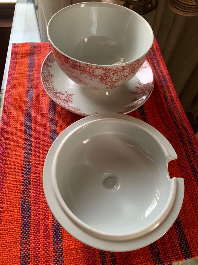 ビヨンヴィンブラッド　特価レアなニモール窯ビンテージ真夏の夜物語の蓋物器！