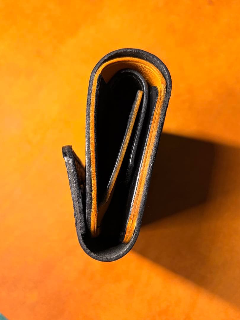 イタリアンレザー　ドラーロx ブッテーロ 三つ折り財布