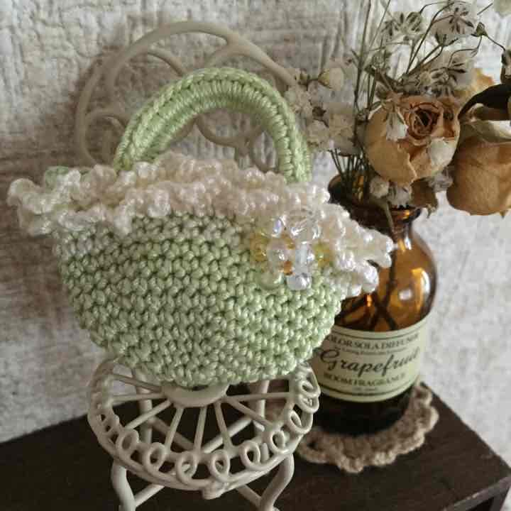 確認用 爽やかガーリー♫ レース編みのミニチュアバック フリルビーズコサージュ