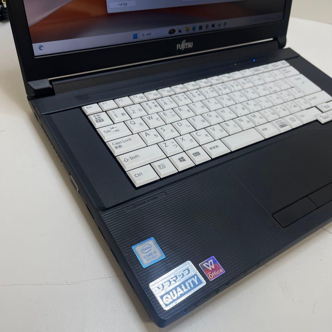 #276 富士通 Lifebook A749 i5-8365U 8GB 256G