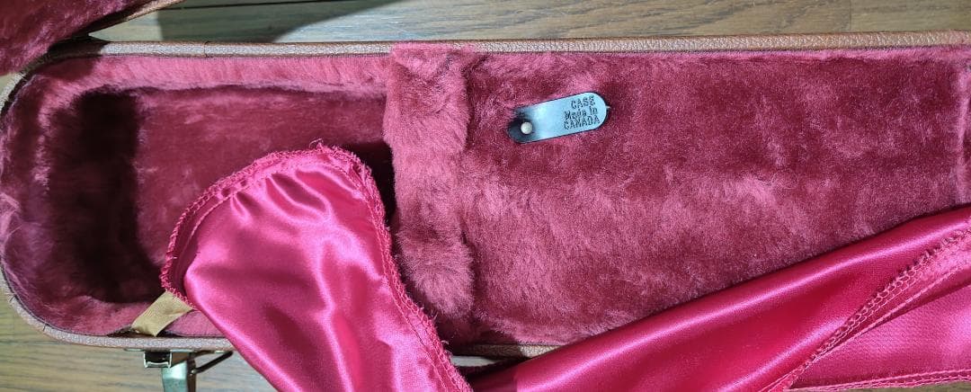 Edwards エレキギター + ギブソンハードケース(希望者のみ)