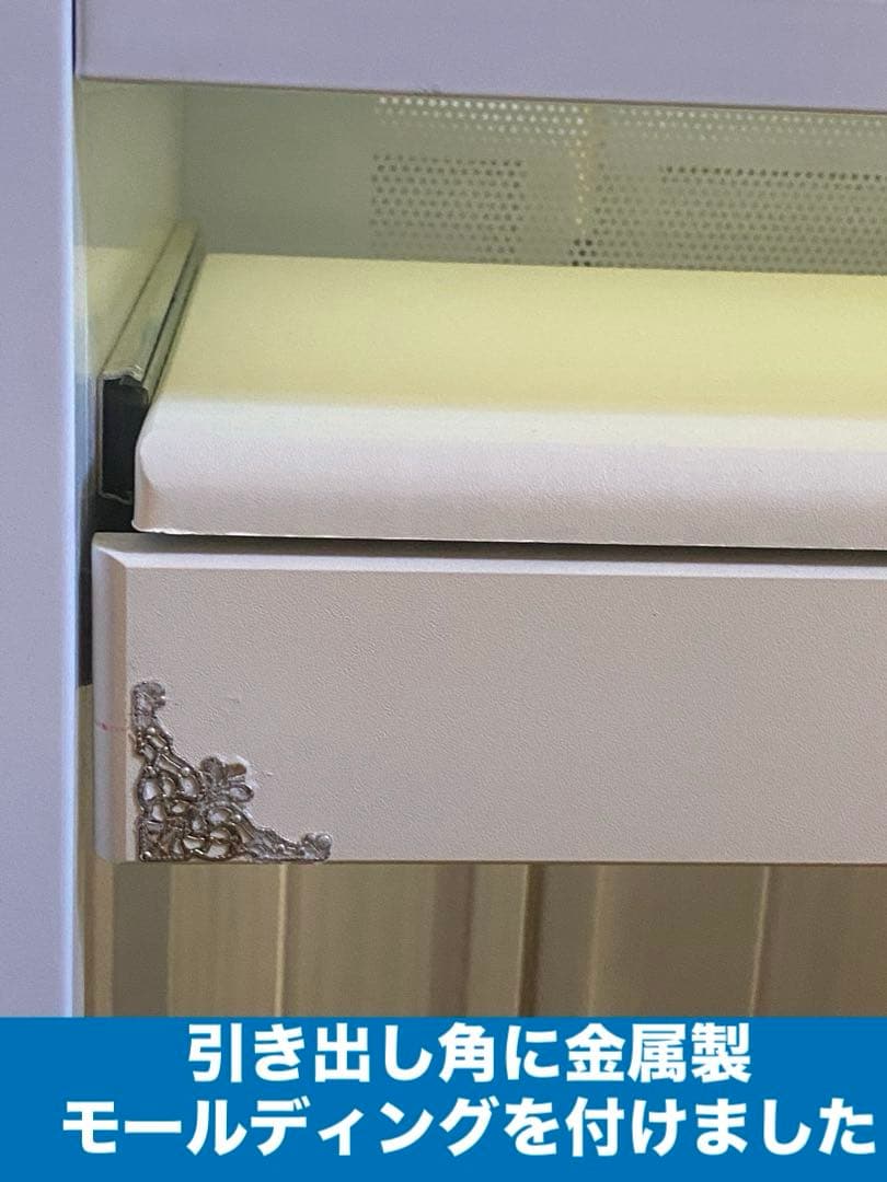 パソコン デスク♦️お洒落 ホワイト テーブル♦️ガラス天板♦️人気のアイアン♦️送料込