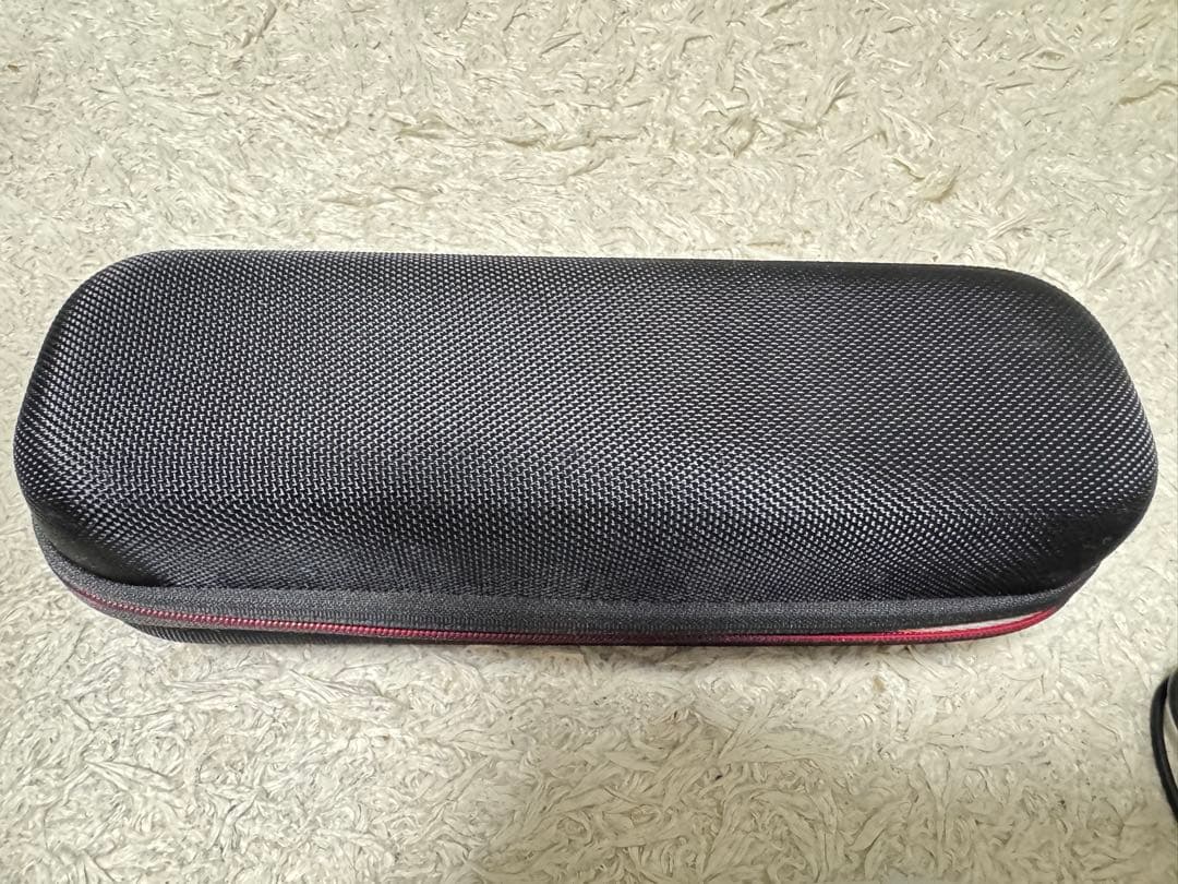 Beats Pill+ ホワイト ケース付