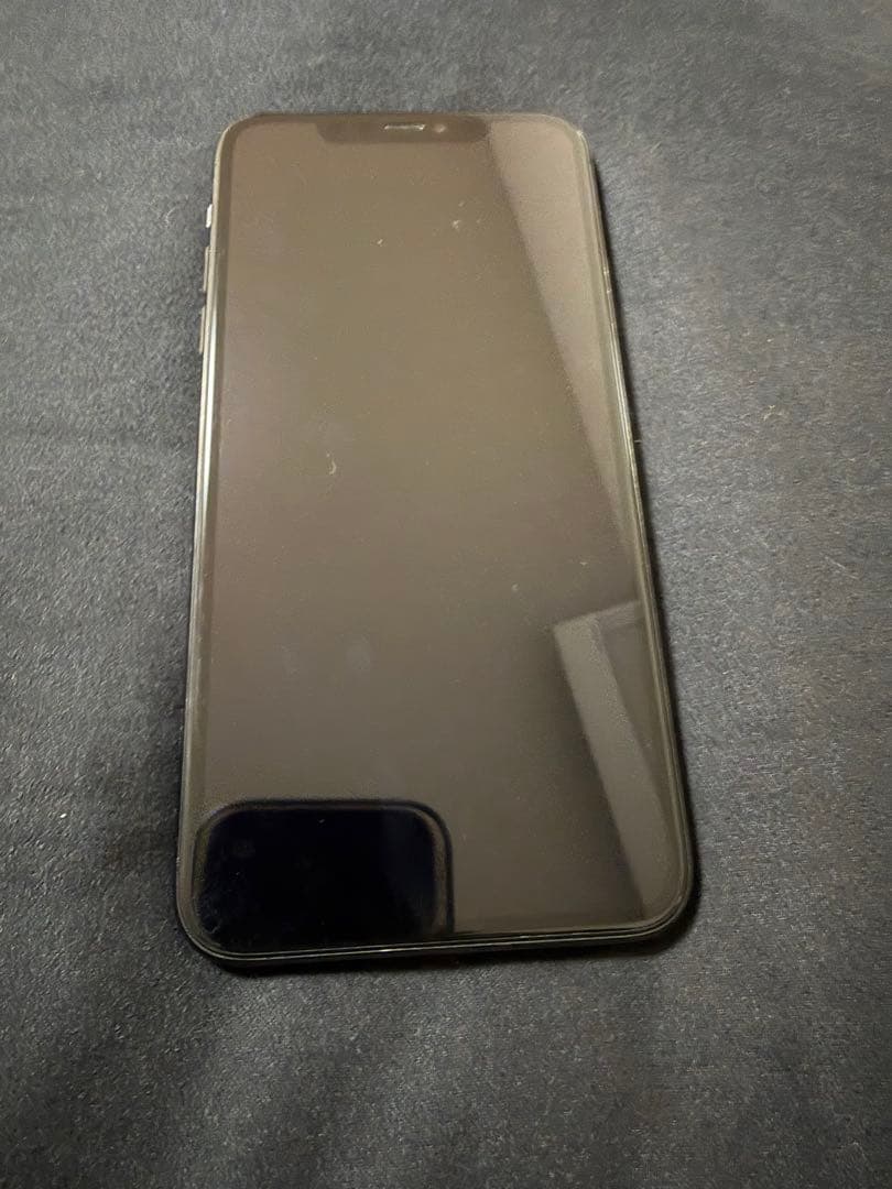 iPhone 11 pro max 64GB simロックあり