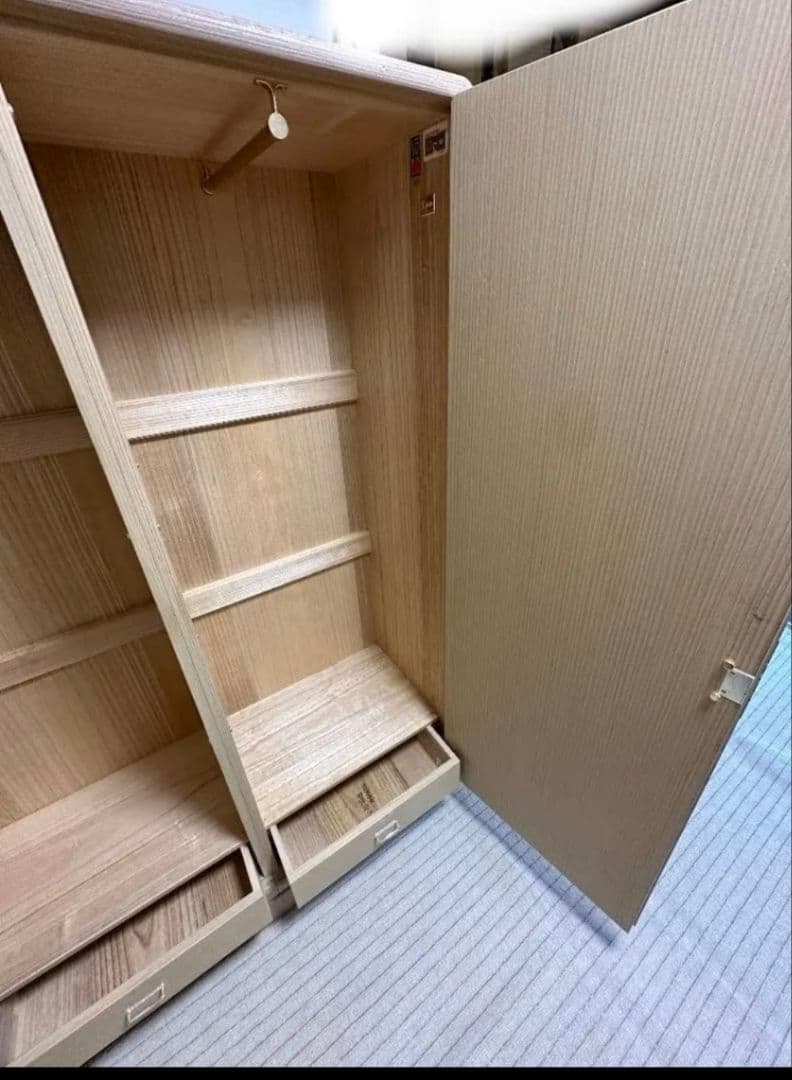 桐箪笥【高島屋】洋服掛けタイプ 加茂桐箪笥 ※伝統工芸士　田澤謙介作