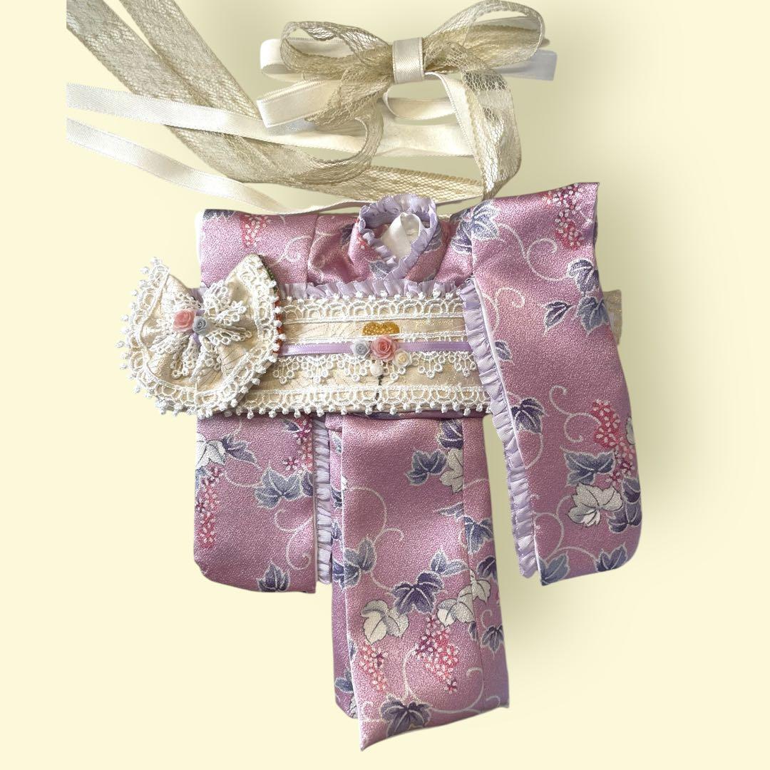 ブライス着物　葡萄柄のお振袖