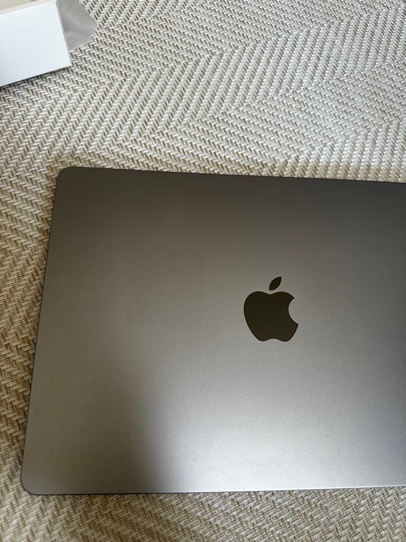 M3チップ搭載13インチ MacBook Air - スペースグレイ 256GB