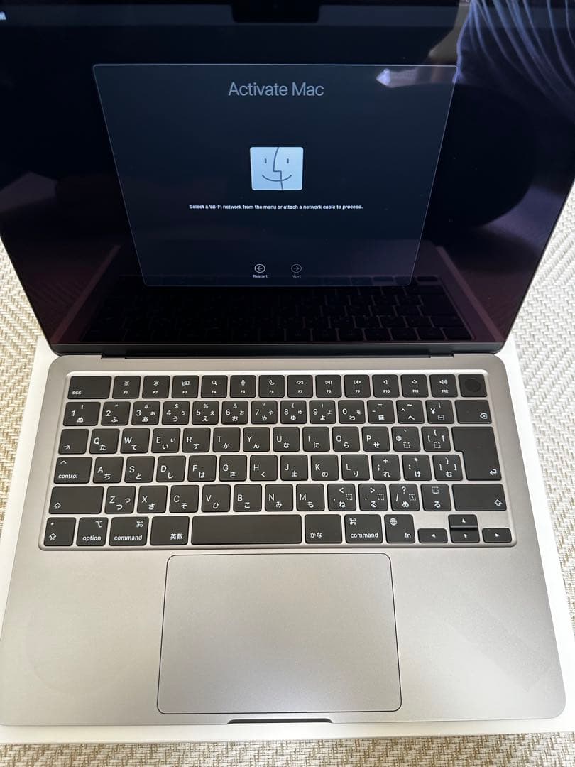M3チップ搭載13インチ MacBook Air - スペースグレイ 256GB