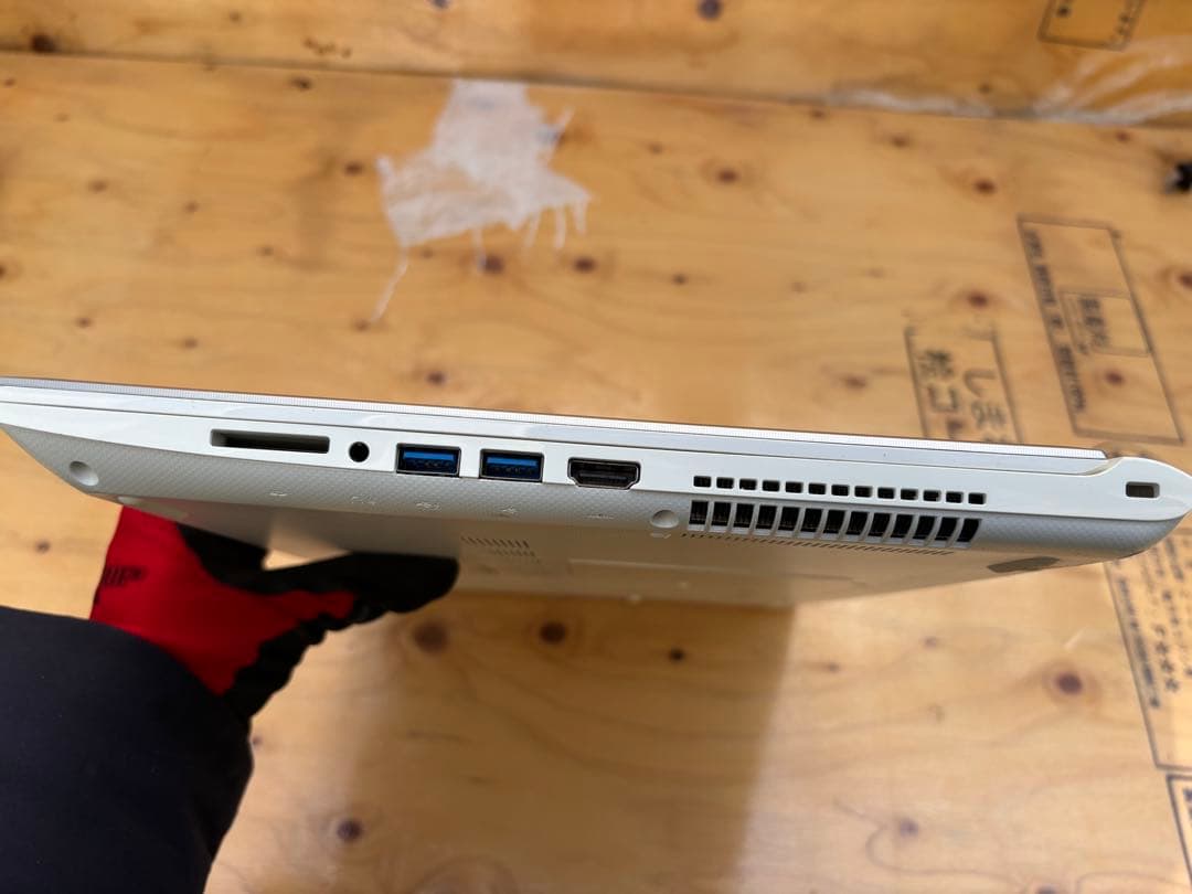 東芝 dynabook T45/RG 通電確認済 初期化後発送