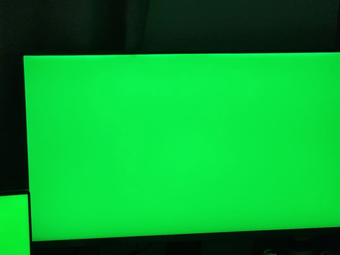 32インチ WQHD 165Hz 金属筐体 IPS 広色域 縦回転 スピーカー