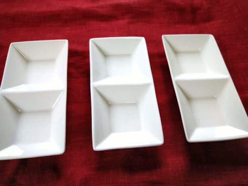 ♥パーティーに♥多種多様対応⬛嬉しい二つ仕切皿⬛新品・未使用7皿