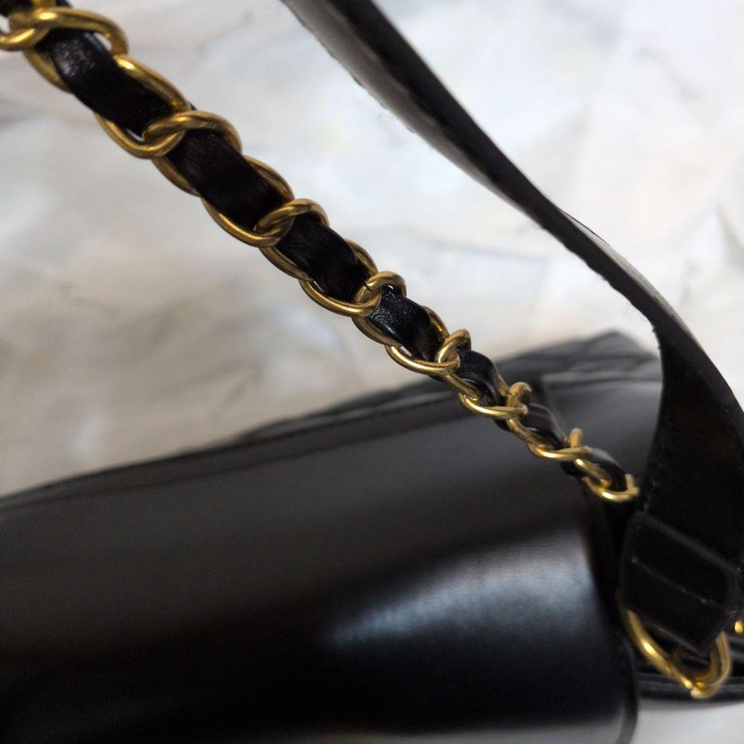 新品未使用ノベルティCHANELチャーム2つ　ショッパー付き　社外品バッグ