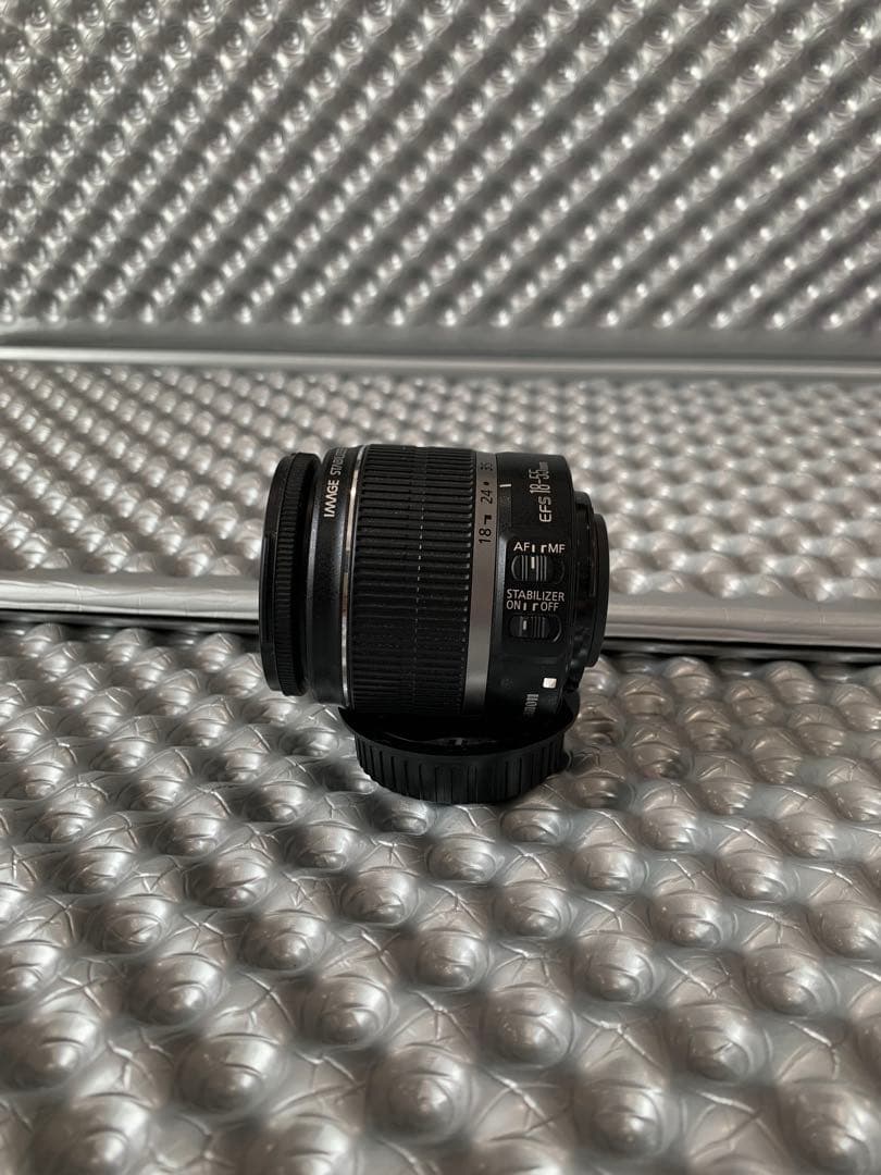【美品】Canon EF-S 18-55mm f 3.5-5.6 IS