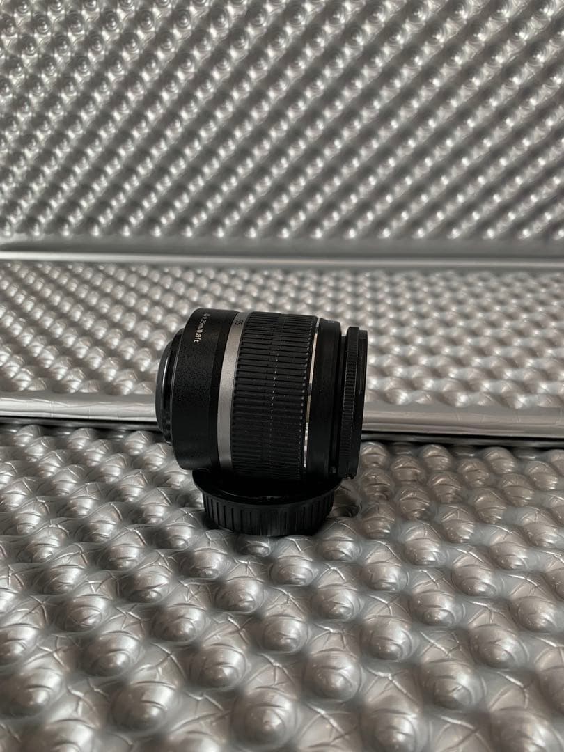 【美品】Canon EF-S 18-55mm f 3.5-5.6 IS
