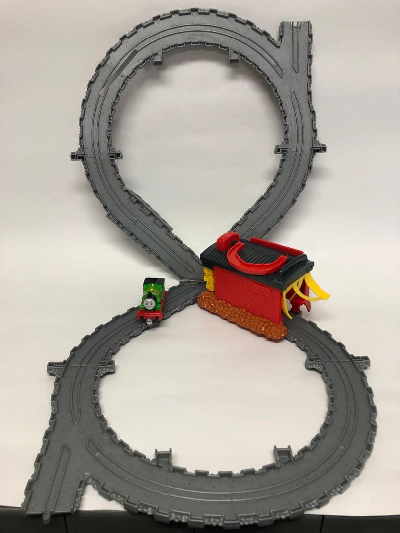 ミニカー Thomas and Friends Take-n-Play