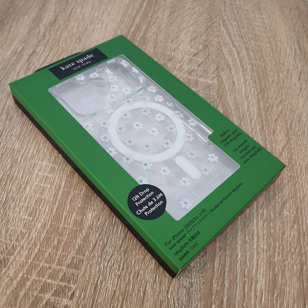 iPhone17Pro ケイトスペード(R)ハイブリッドカバー フラワー