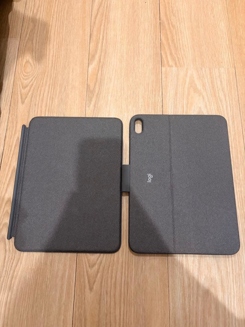 iPad 第10世代 64GB ブルー / Logicoolキーボード付き