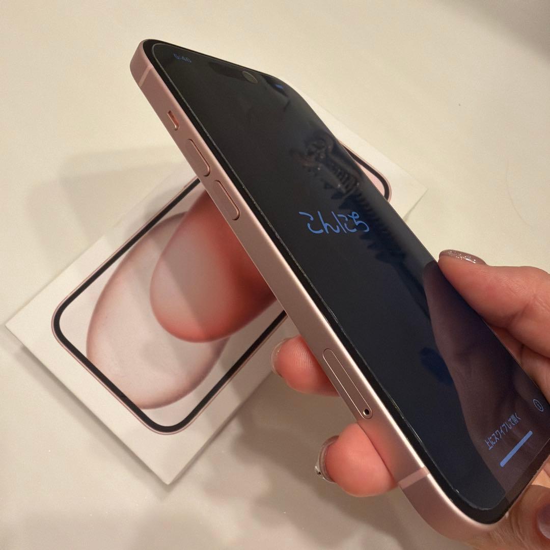 【美品】Apple iPhone 15 ピンク 256GB