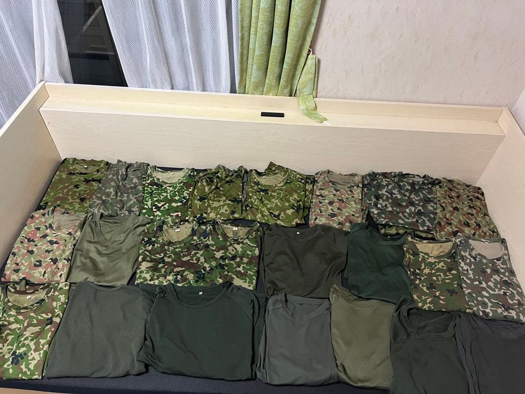 迷彩服…迷彩サポーター…迷彩グッズまとめ売り