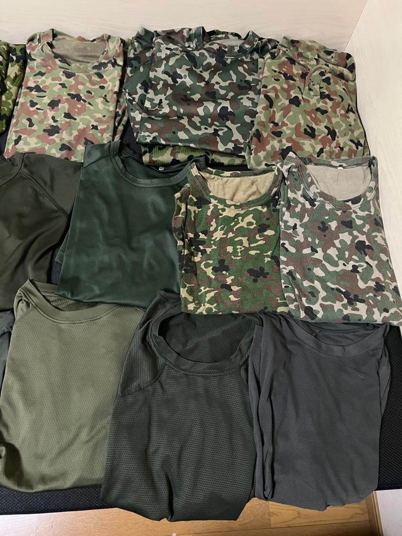 迷彩服…迷彩サポーター…迷彩グッズまとめ売り