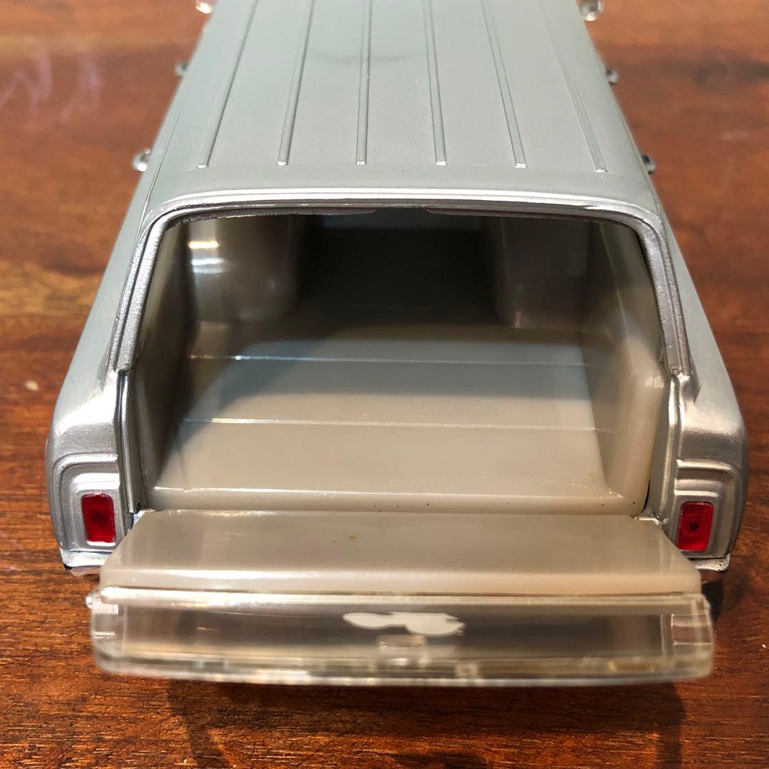 JADA TOY 64インパラ ワゴン ルース品