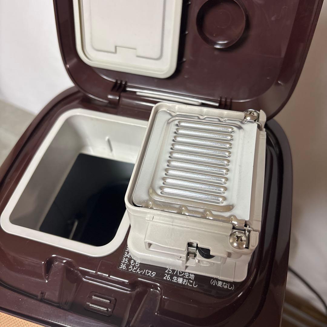 美品 Panasonic SD-BMT1001 ホームベーカリー パン 手作り