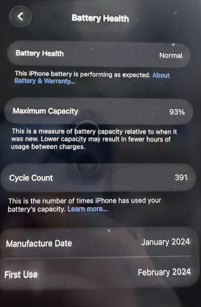 美品★Apple iPhone 15黒256GB香港版SIMフリー物理SIMx2
