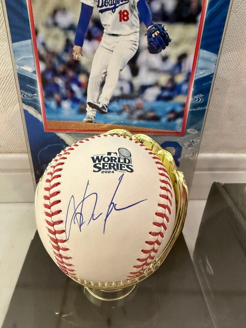 山本由伸直筆サインボール（本物）FANATICS&MLB認証　ディスプレーケース