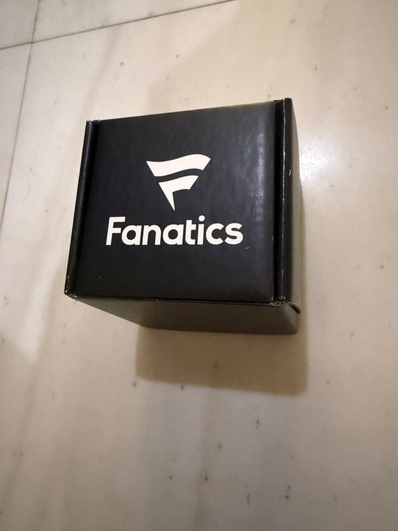 山本由伸直筆サインボール（本物）FANATICS&MLB認証　ディスプレーケース